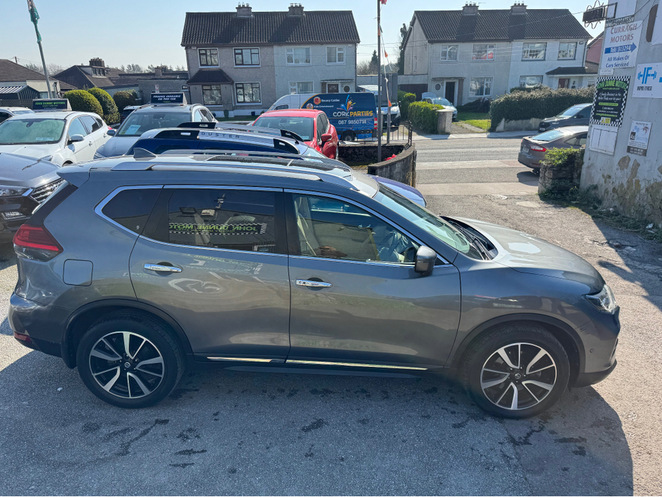 2018 Nissan X-Trail - image 8