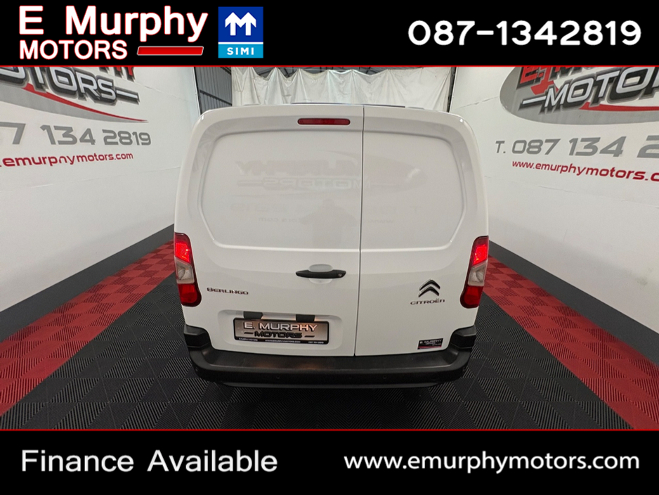 2022 Citroen Berlingo - image 5