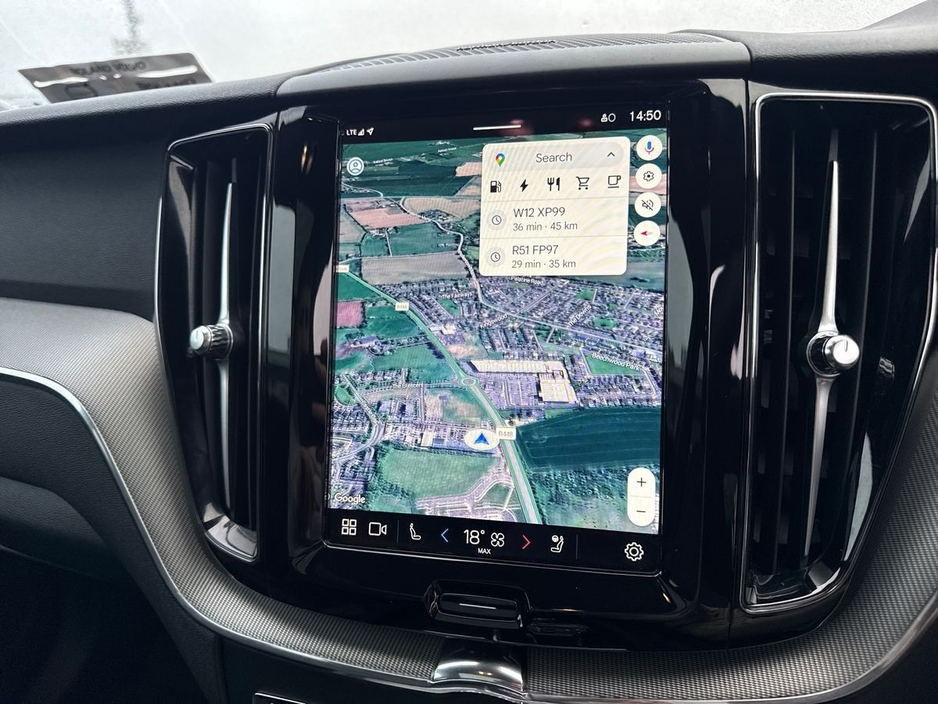 2024 Volvo XC60 - image 19