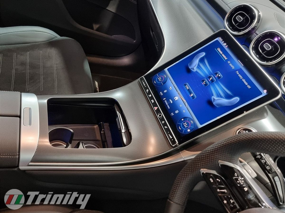 2025 Mercedes-Benz GLC Class - image 26