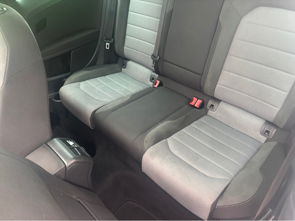 2017 Volkswagen Golf 2.0 TDI R-LINE EDITION 3DR WITH S/R €12,995