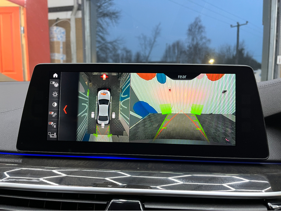 2017 BMW 5 Series €22950! 2017 BMW 530E LUXURY iPERFORMANCE 2.0 AUTOMATIC / CRUISE CONTROL / 360° PARKING CAMERA / ELECTRIC HEATED SEATS €22,950