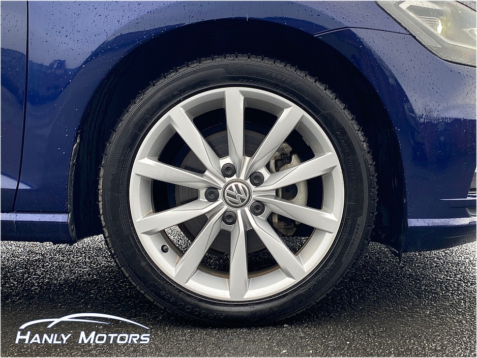 2019 Volkswagen Golf - image 11