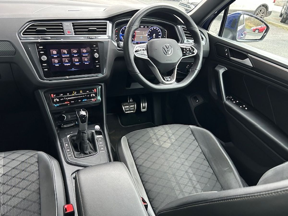 2023 Volkswagen Tiguan 2.0 TDI 150HP R-Line DSG D7F Automatic Mint €45,995