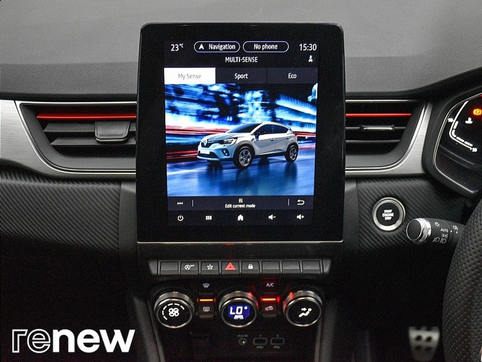 2022 Renault Captur - image 25