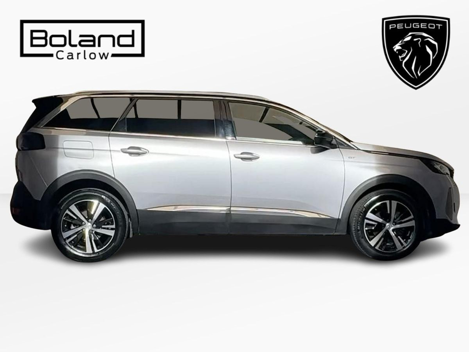 2024 Peugeot 5008 - image 4