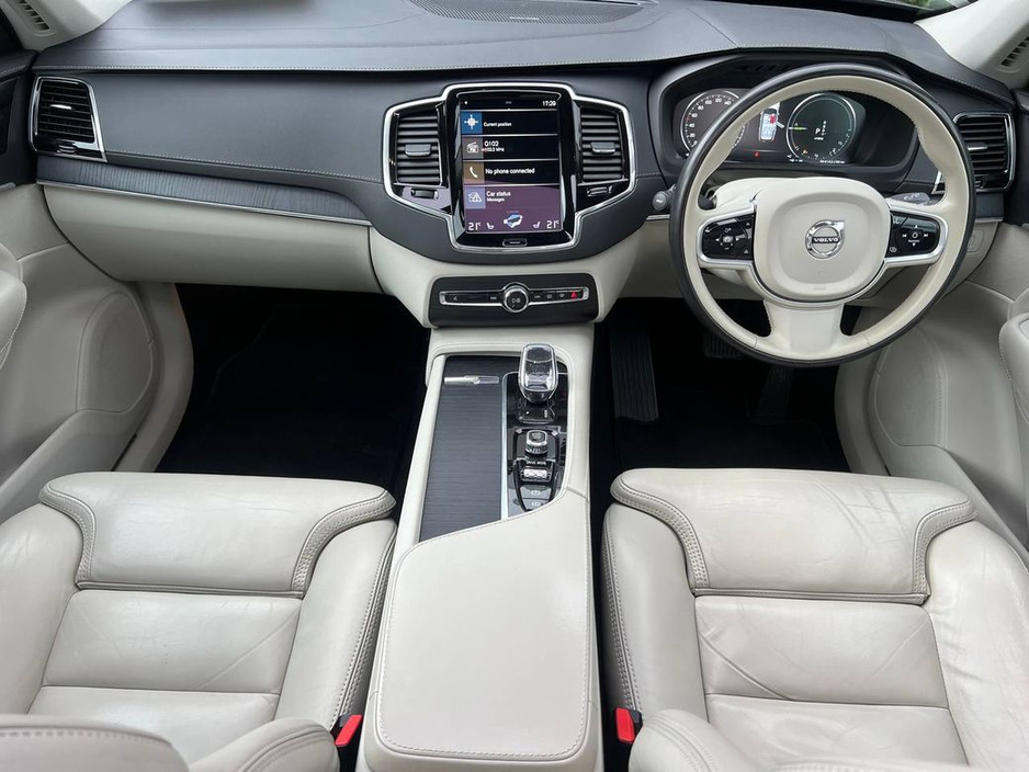 2019 Volvo XC90 - image 9