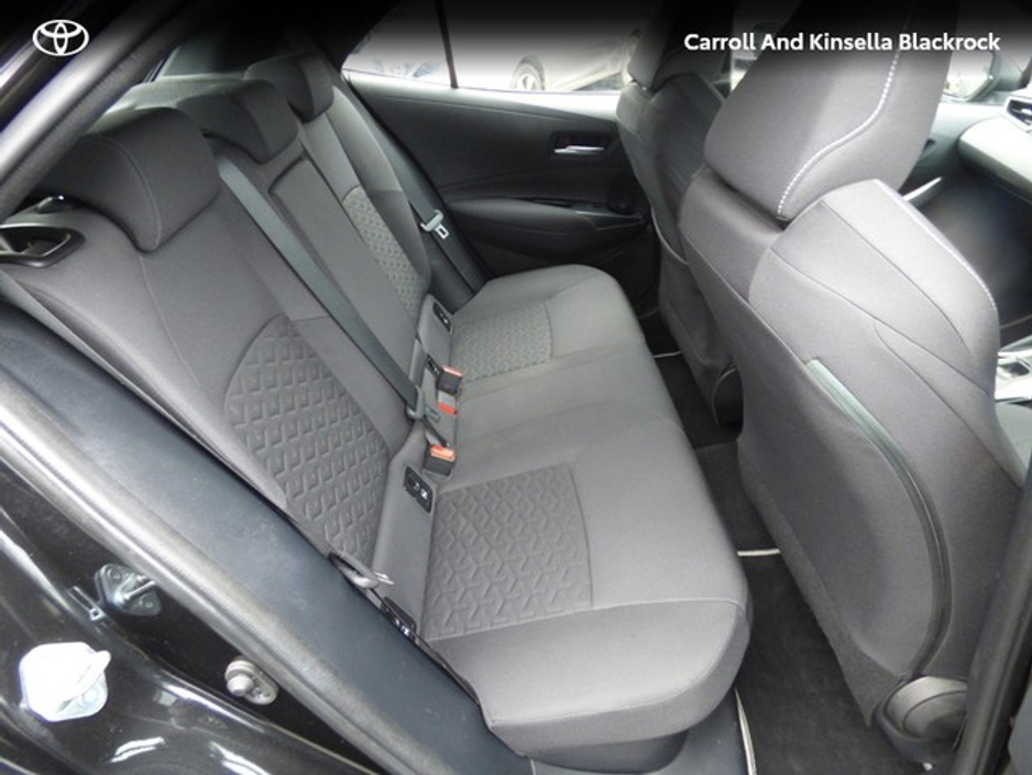 2023 Toyota Corolla Hybrid Luna HB €26,950