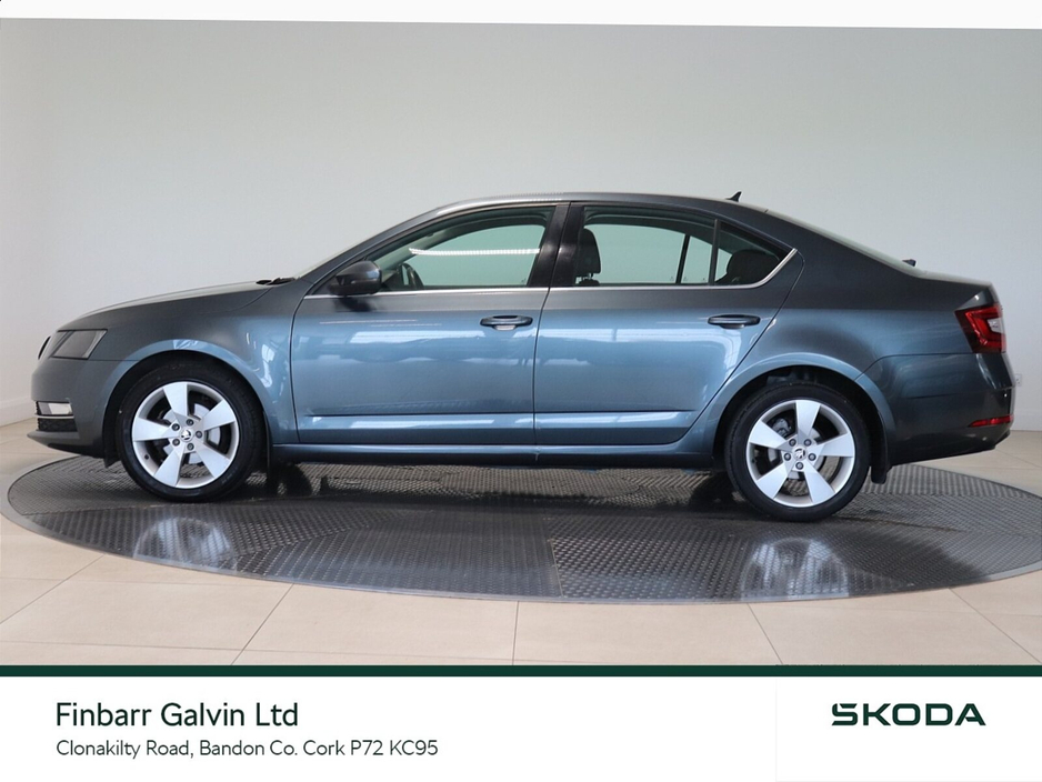 2018 Skoda Octavia - image 6