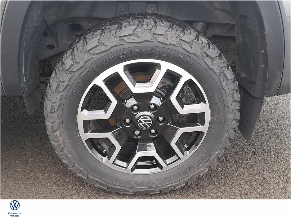 2024 Volkswagen Amarok - image 8