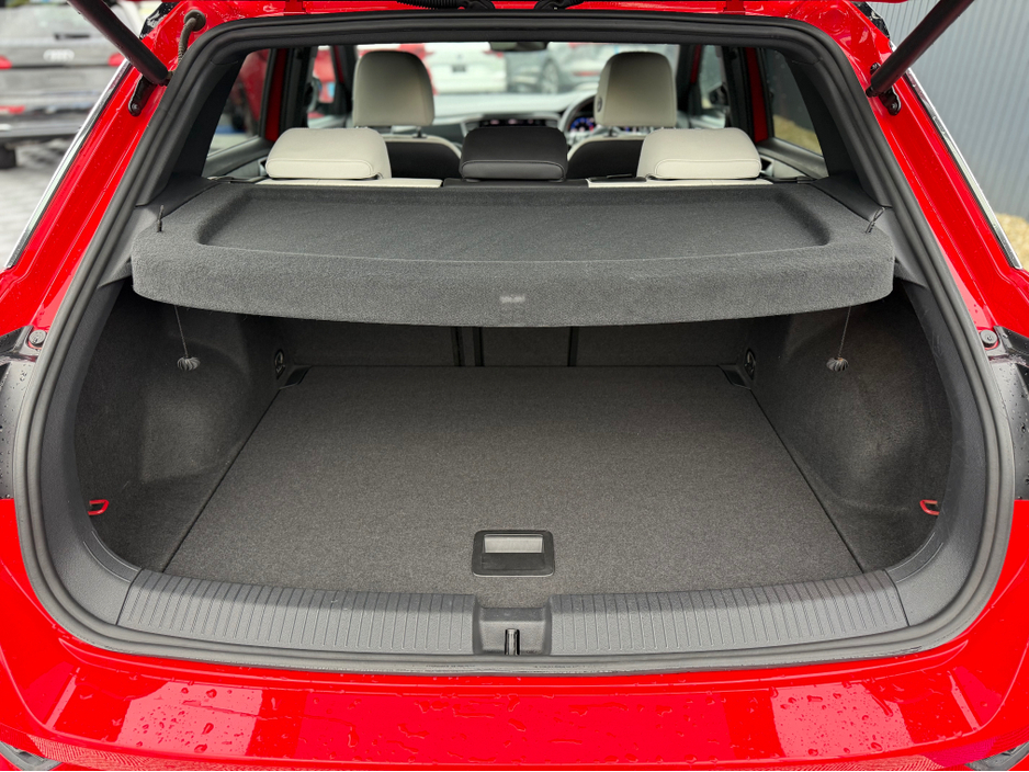 2020 Volkswagen T-Roc HIGHLINE PREMIUM SPORT - 2.0L DIESEL - AUTO - 12M WARRANTY - CAR: 1688 €21,950