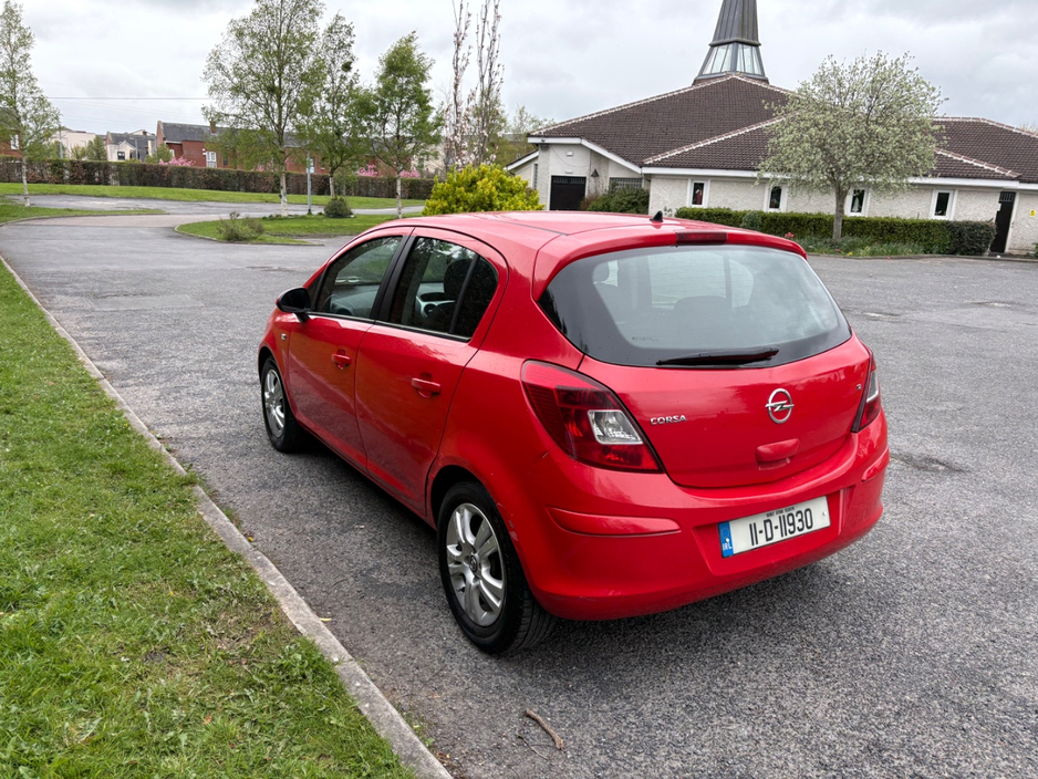 2011 Opel Corsa - image 4