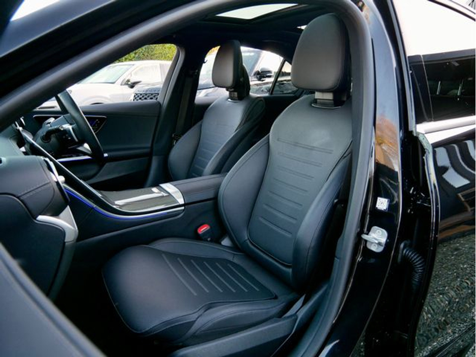 2025 Mercedes-Benz C Class - image 15