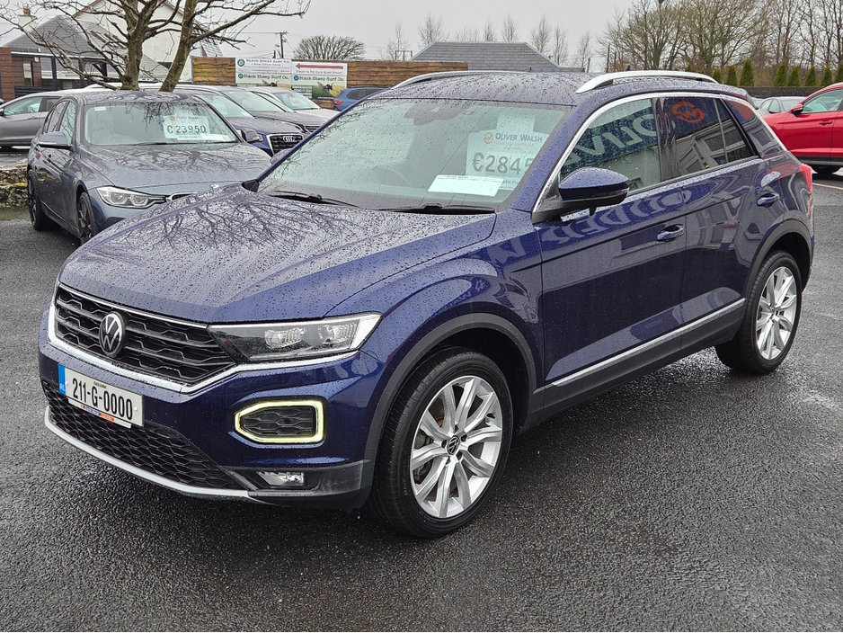 2021 Volkswagen T-Roc - image 10
