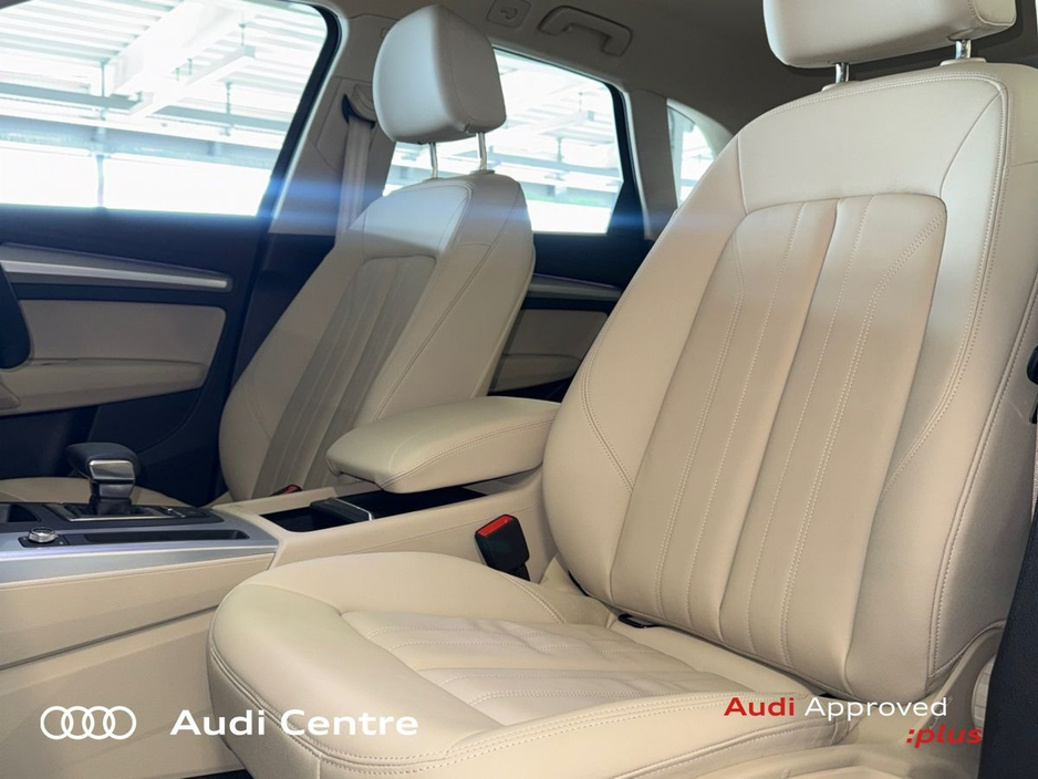 2025 Audi Q5 - image 8