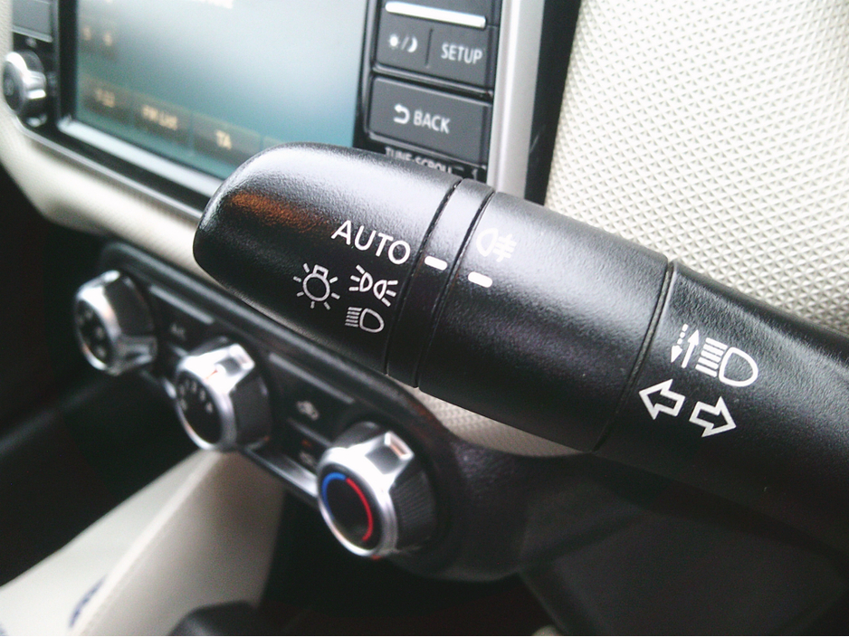 2018 Nissan Micra - image 17