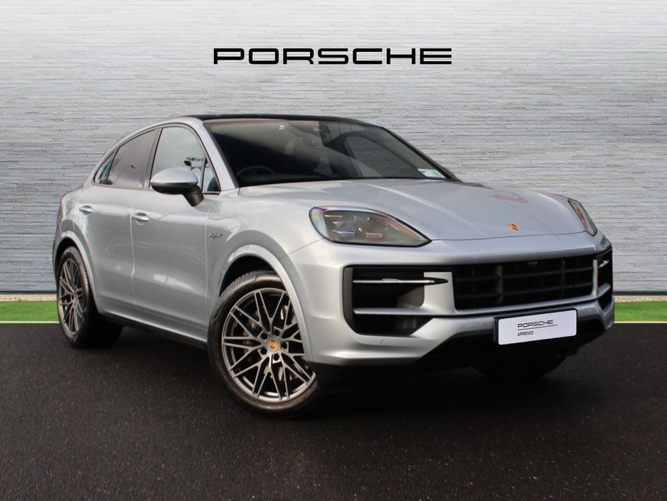 2024 Porsche Cayenne E-Hybrid Coupe €105,000