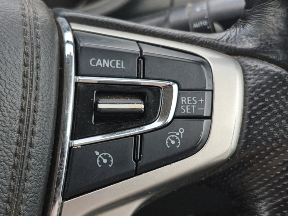 2017 Mitsubishi L200 - image 23