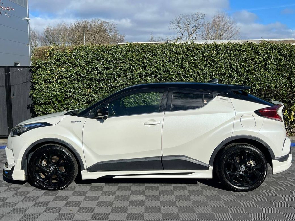 2019 Toyota C-HR - image 3