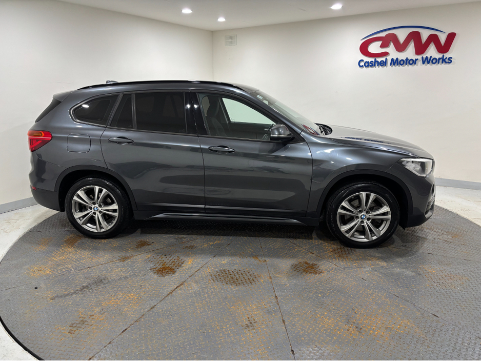 2018 BMW X1 - image 8