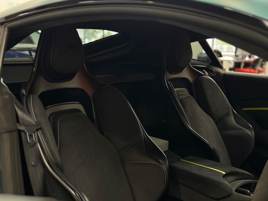 2024 Aston Martin Vantage F1 EDITION V8