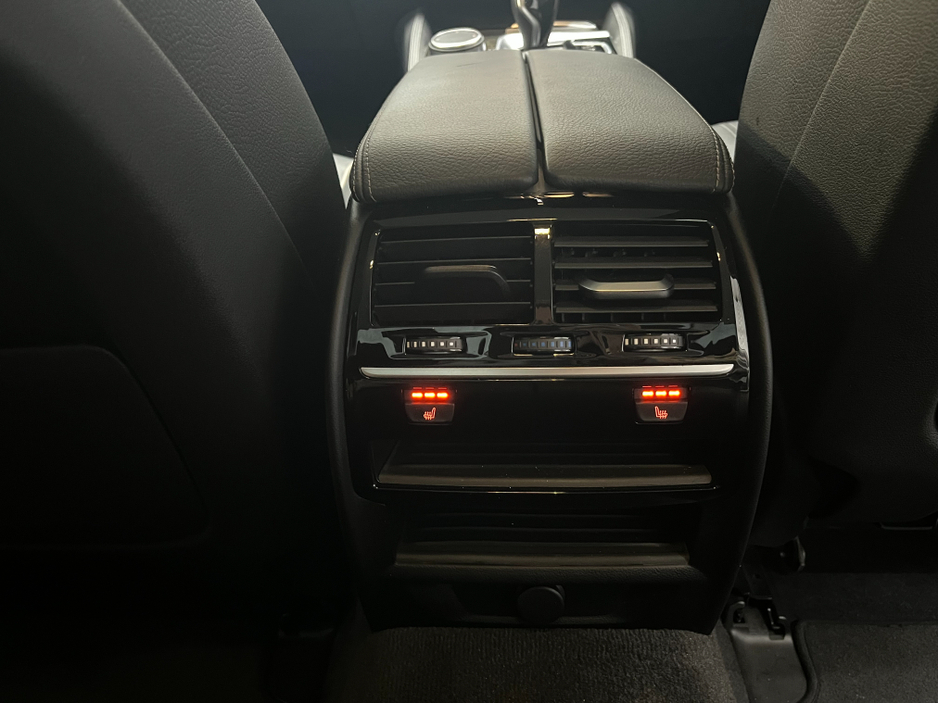 2018 BMW 5 Series €24950! 2018 BMW 520D 523D LUXURY 2.0 AUTOMATIC / CRUISE CONTROL / 360° PARKING CAMERA / ELECTRIC MEMORY & HEATED SEATS / HEATED REAR SEATS €24,950