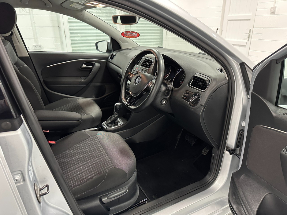 2016 Volkswagen Polo - image 17