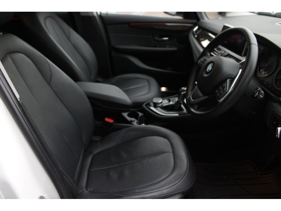 2017 BMW 2 Series 225XE PLUG IN HYBRID LUXURY AUTOMATIC // IMMACULATE CONDITION THROUGHOUT // BUY WITH CONFIDENCE AA AND SIMI APPROVED DEALER 2025 // FINANCE ARRANGED // ALL TRADE INS WELCOME // €16,950