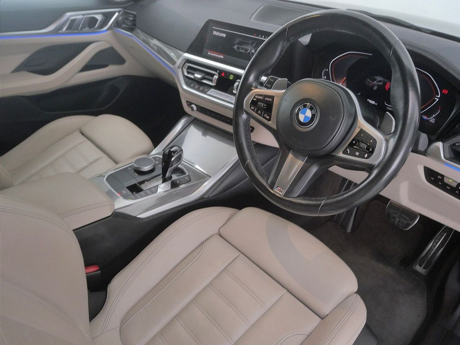 2022 BMW 4 Series - image 6