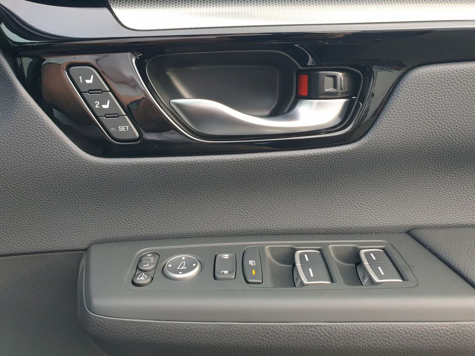 2025 Honda CR-V "Advance Tech Model" €64,950