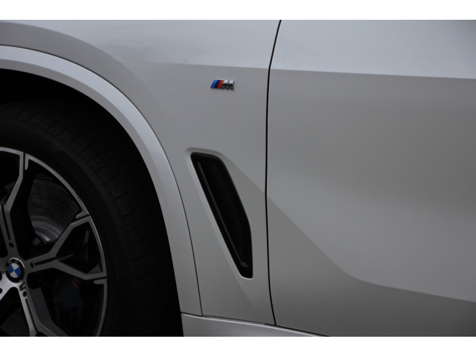 2019 BMW X5 - image 43