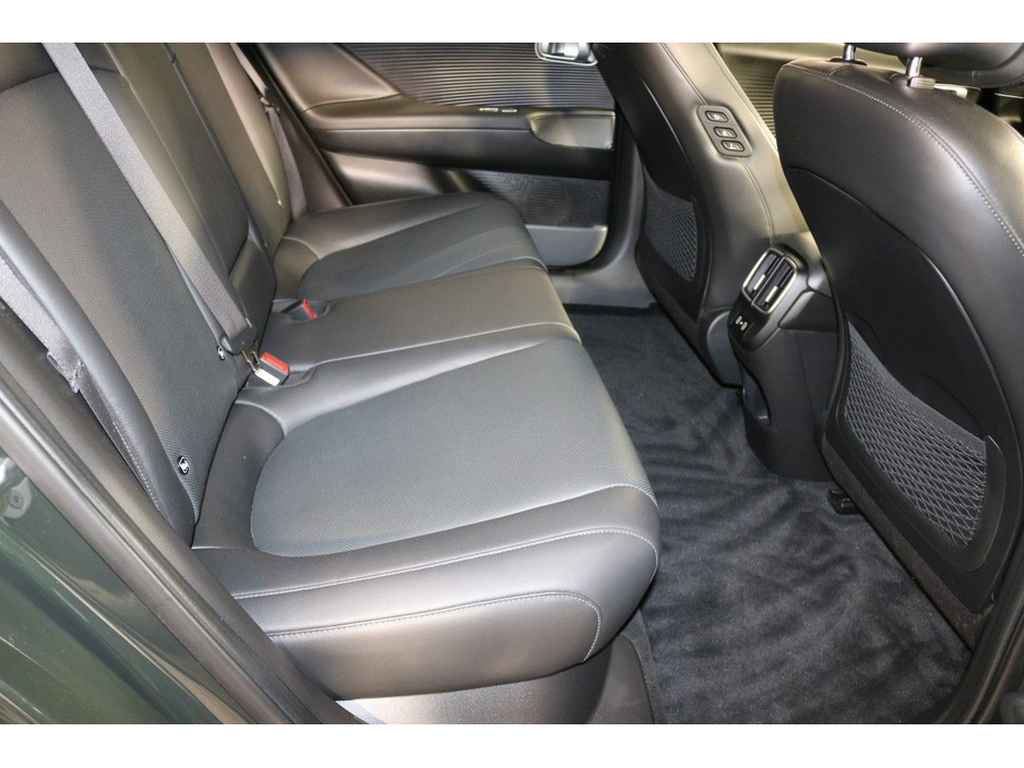 2024 Hyundai Ioniq 6 - image 4