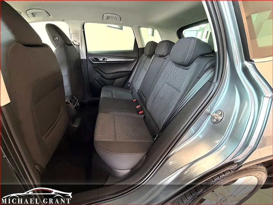 2019 Skoda Karoq - image 18