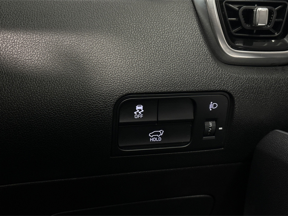 2023 Kia Sorento - image 24