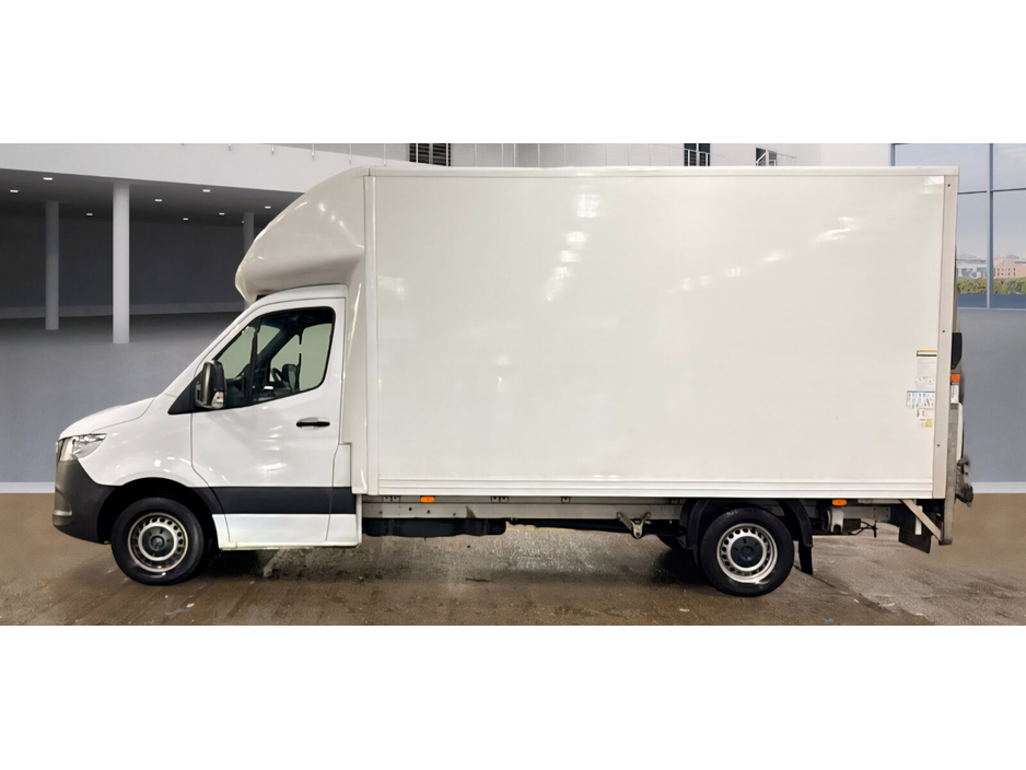 2023 Mercedes-Benz Sprinter - image 6