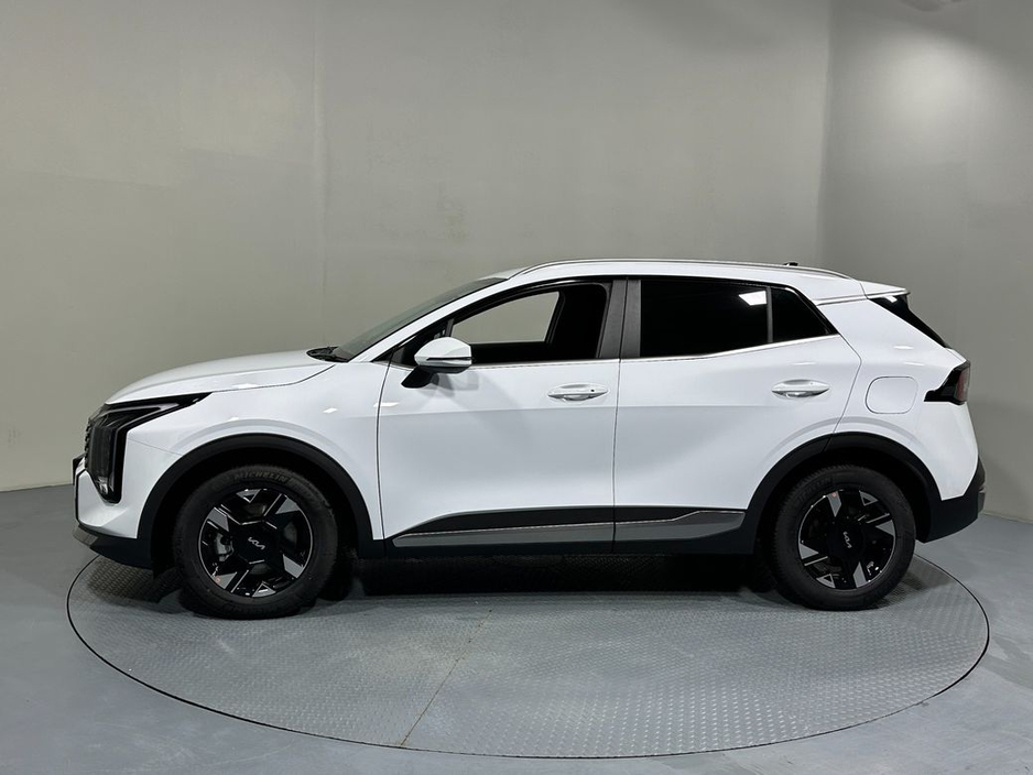 2026 Kia Sportage - image 4