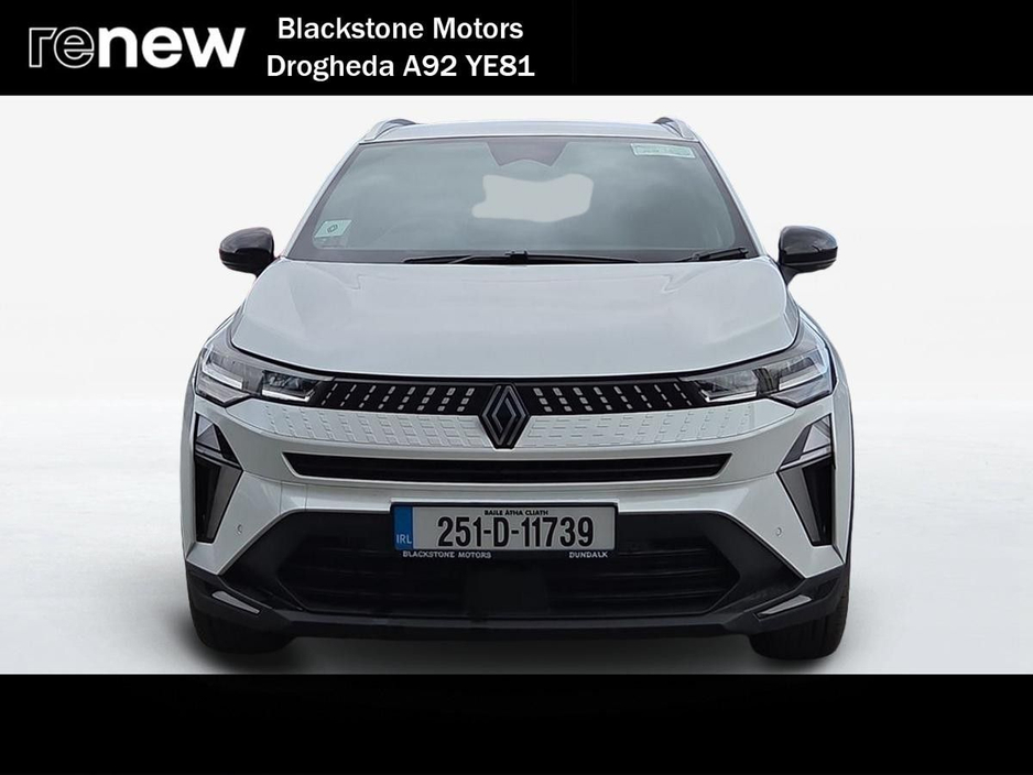 2025 Renault Captur - image 8