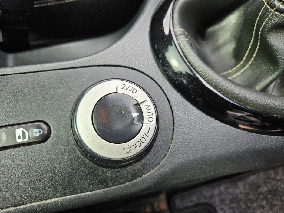 2014 Nissan Qashqai +2 - image 10