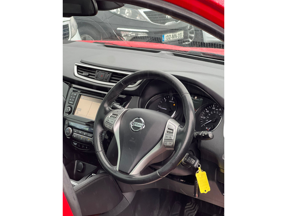 2017 Nissan Qashqai 1.5 DSL XE €13,950