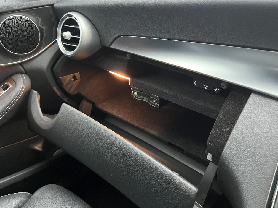 2018 Mercedes-Benz C Class €23950 2018 MERCEDES-BENZ C220D LAUREUS EDITION 2.2 AUTOMATIC / CRUISE CONTROL / REVERSE CAMERA / ELECTRIC MEMORY & HEATED SEATS / PADDLE SHIFTERS €23,950