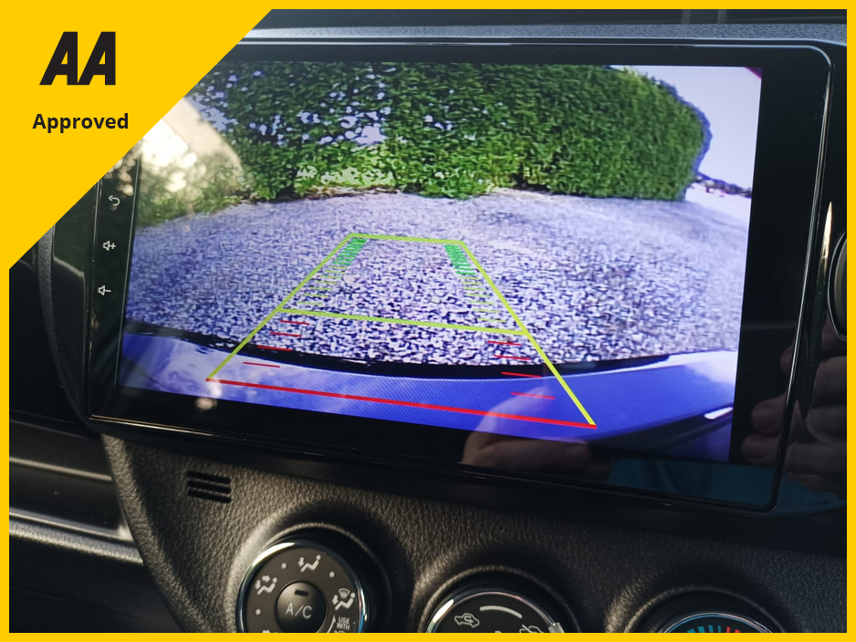 2019 Toyota Yaris - image 10