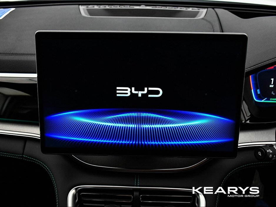 2025 BYD Seal U - image 21