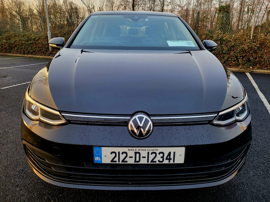 2021 Volkswagen Golf  €14,999