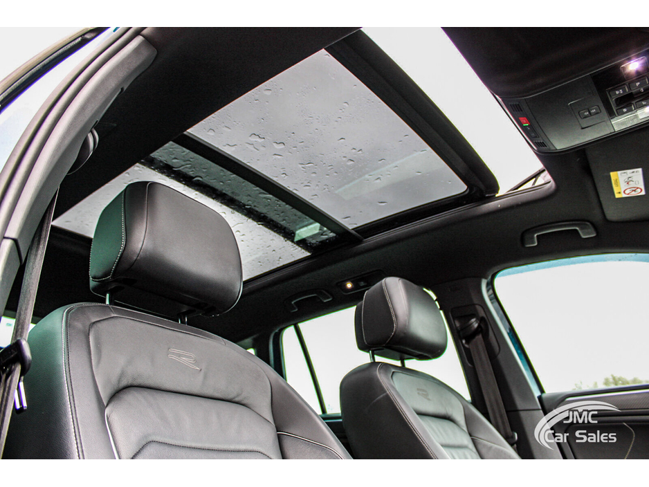 2021 Volkswagen Tiguan - image 16