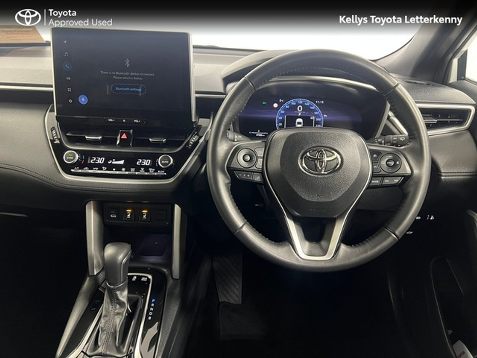 2024 Toyota Corolla Cross - image 9