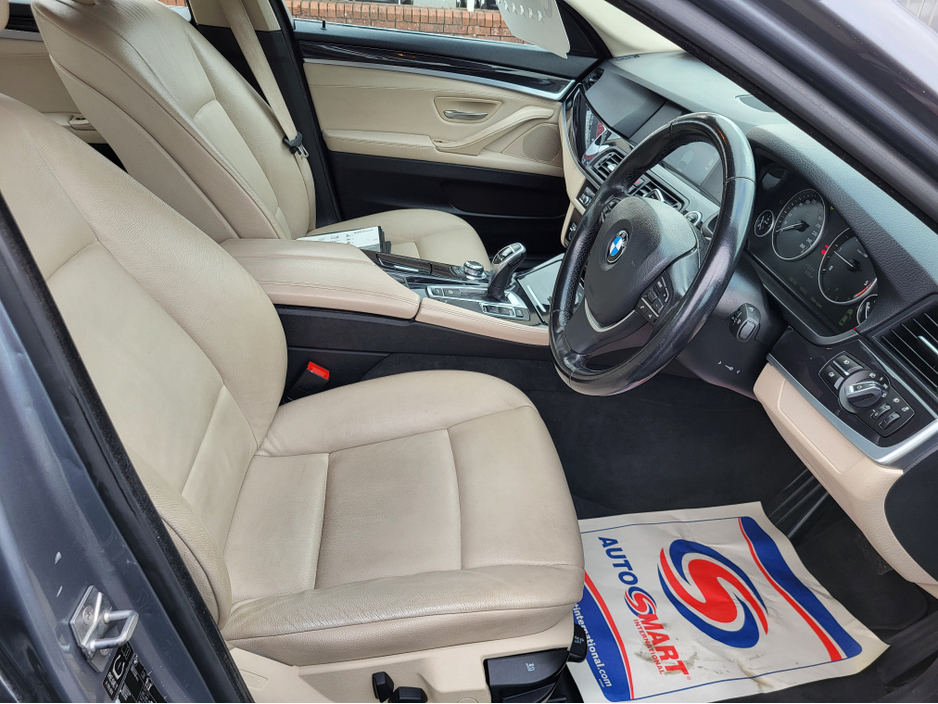 2011 BMW 5 Series - image 13
