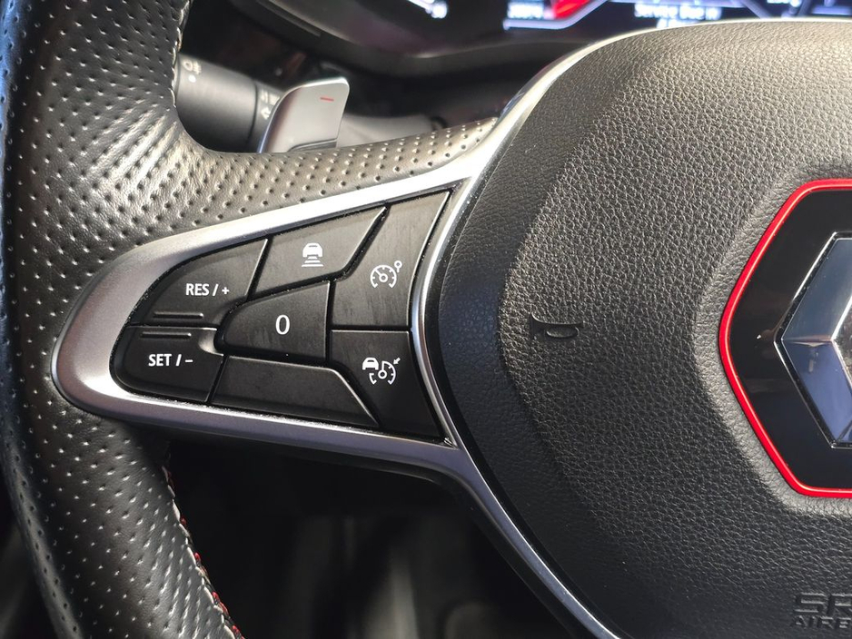 2021 Renault Arkana - image 22