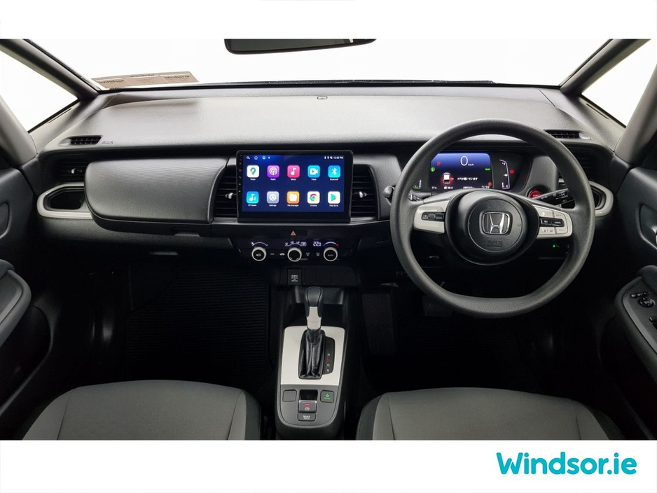 2020 Honda Fit - image 13