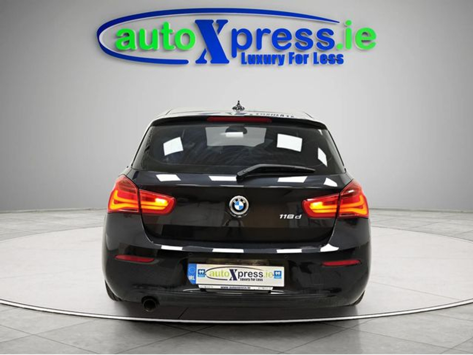 2017 BMW 1 Series - image 6