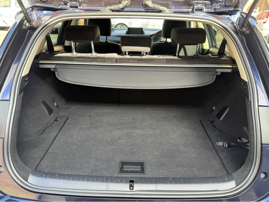 2018 Lexus CT 200 h - image 7